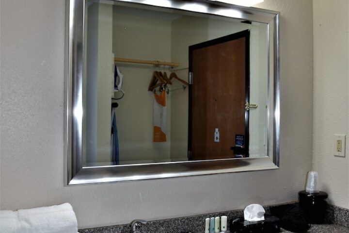 Quality Inn & Suites Metropolis I-24 - thumb 5