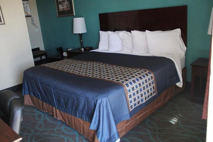 Budget Inn - thumb 5