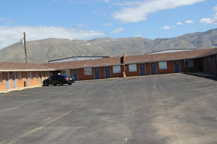 Budget Inn - thumb 7