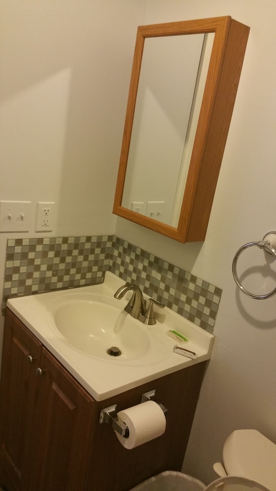 12 Ashworth Ave - thumb 6