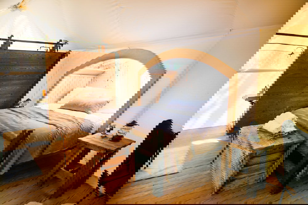 Under Canvas Mount Rushmore - thumb 6