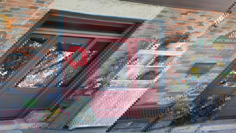 The Rusted Poppy Inn - thumb 0