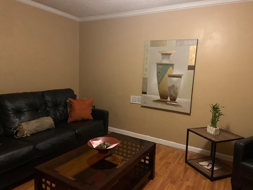 Cozy Stone Mountain Villa - thumb 0