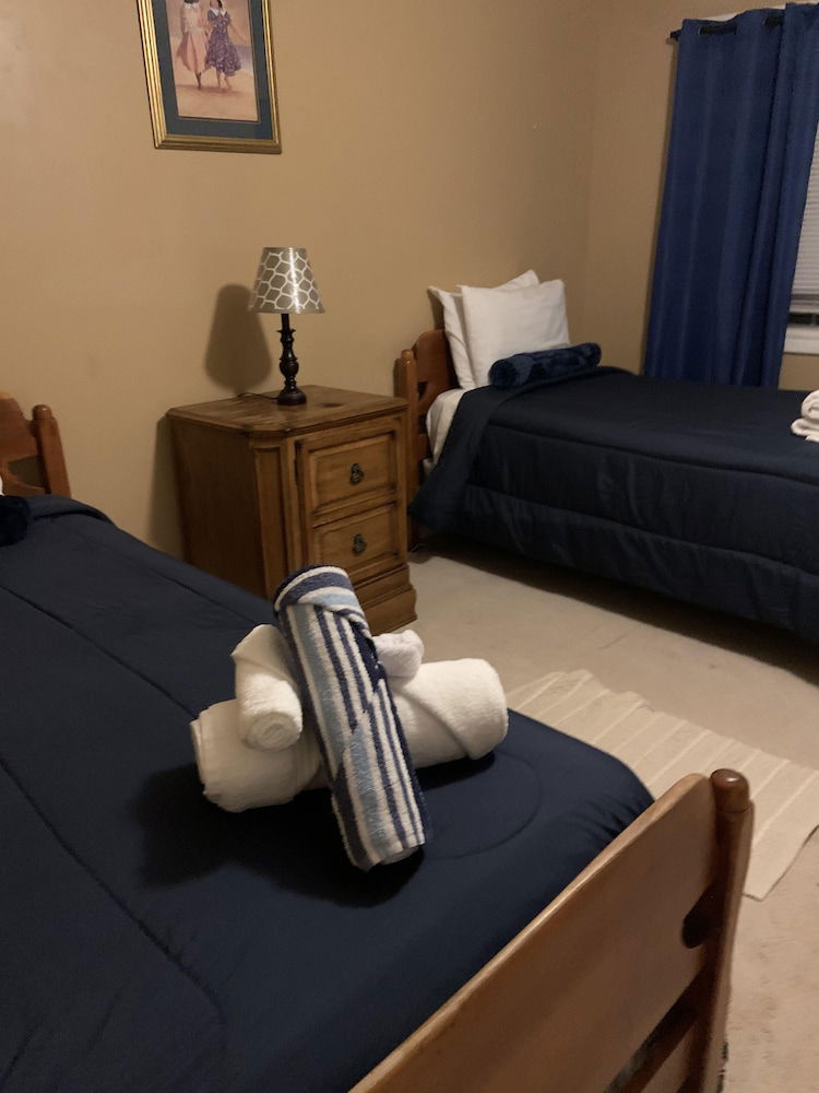 Cozy Stone Mountain Villa - thumb 6