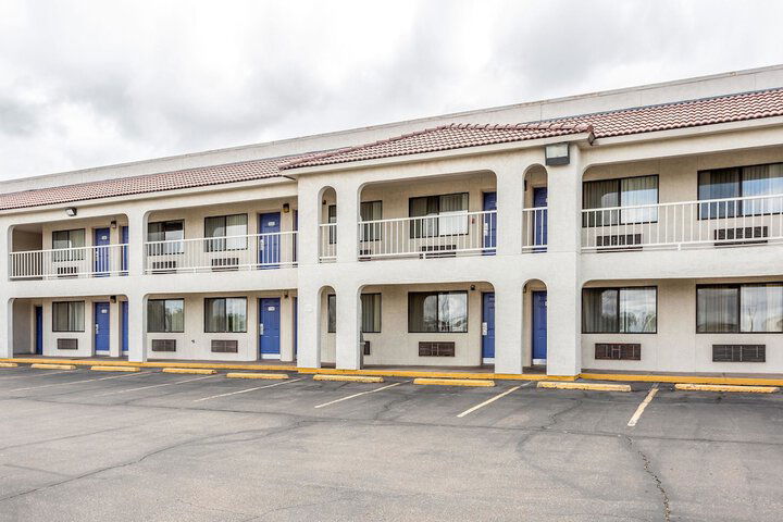 Rodeway Inn - thumb 2