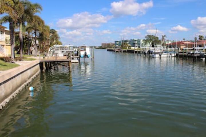 Coconut Cabana At Coconut Villas Of Dunedin Two Bedroom Condo - thumb 0