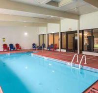 Clarion Inn  Suites Stroudsburg - Poconos - Accommodation Indiana