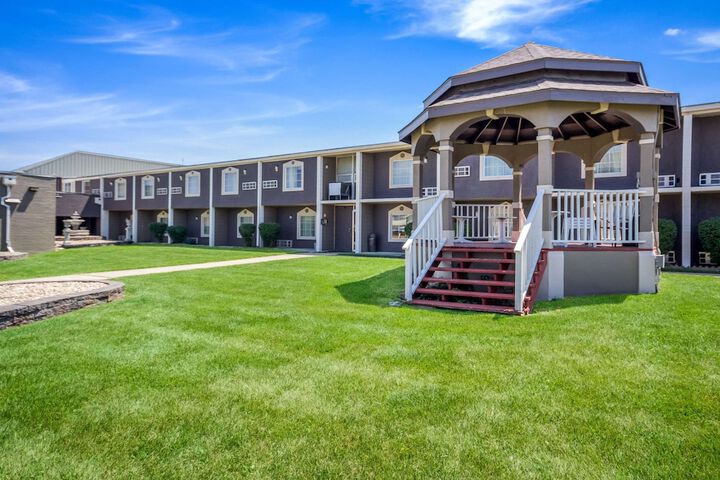 Quality Inn & Suites Kansas City - Independence I-70 East - thumb 2