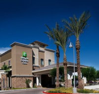Holiday Inn Express  Suites Phoenix - Glendale Sports Dist an IHG Hotel - Accommodation Indiana