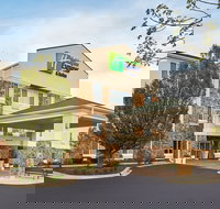 Holiday Inn Express Hotel  Suites Pekin Peoria Area an IHG Hotel - Accommodation Indiana