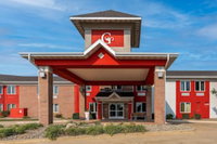 GrandStay Hotel  Suites Pella