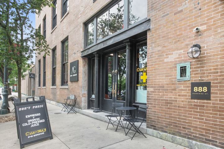 The Brandywine By Sextant - thumb 2