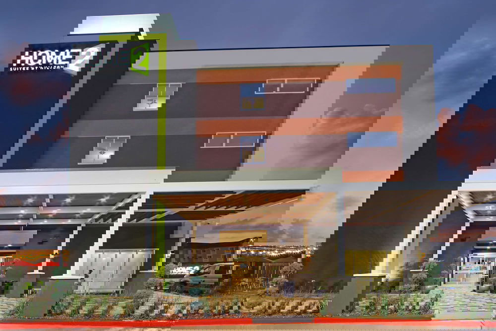 Home2 Suites By Hilton Beaumont - thumb 1