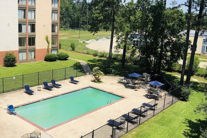 The Grand Hotel Spindletop - thumb 5