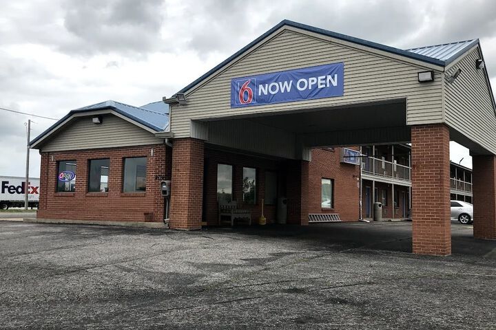 Motel 6 Metropolis IL - thumb 3