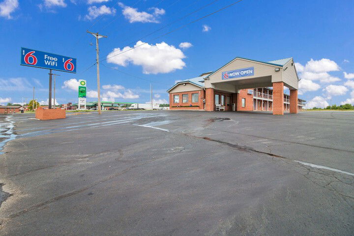 Motel 6 Metropolis IL - thumb 4