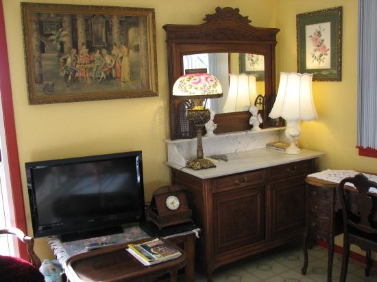 Plumeria Hill Bed & Breakfast - thumb 1