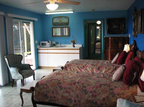 Plumeria Hill Bed & Breakfast - thumb 3