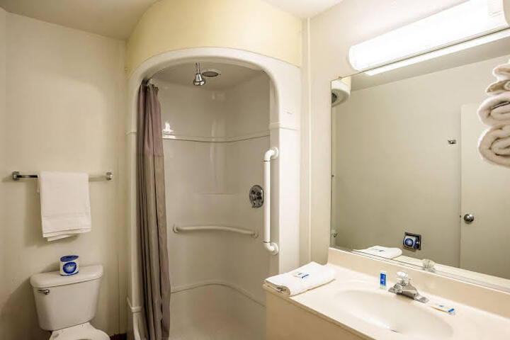 Rodeway Inn - thumb 5