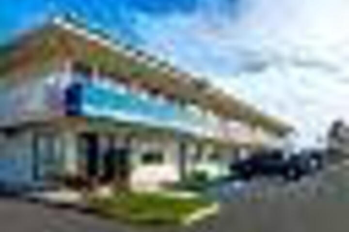 Rodeway Inn - thumb 2