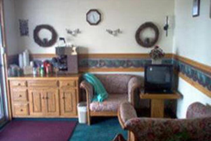 Knights Inn Rensselaer