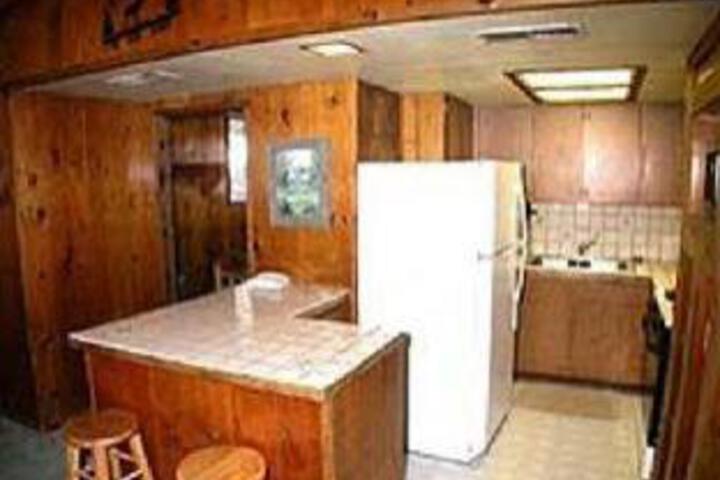 3332 Ash Avenue - thumb 4