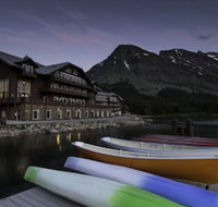 Many Glacier Hotel - Inside the Park - Accommodation Indiana