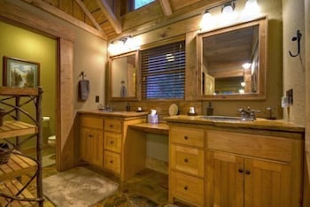 A River Of Dreams Lodge - thumb 1