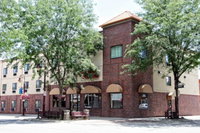 Shenandoah Inn  Suites