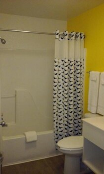 InTown Suites Extended Stay Carrollton TX â€“ West Trinity Mills - thumb 6