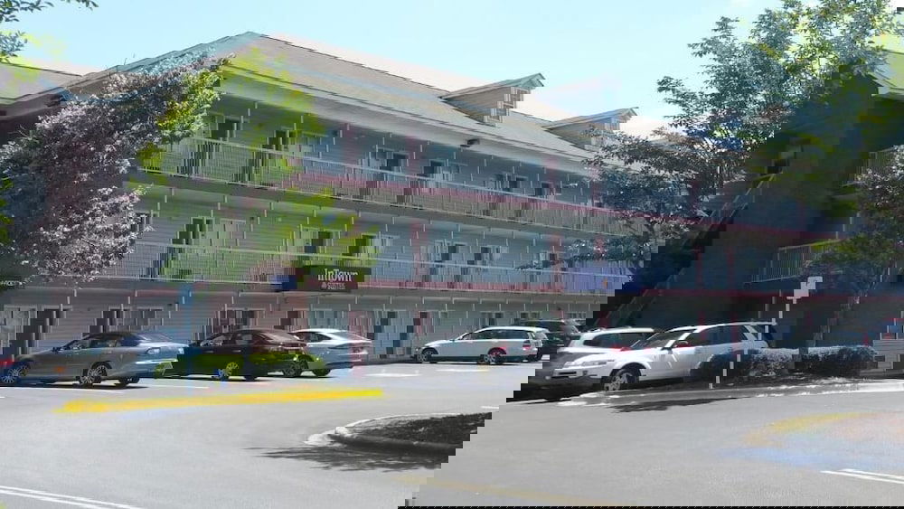 InTown Suites Extended Stay Birmingham AL - Southpark Drive - thumb 2