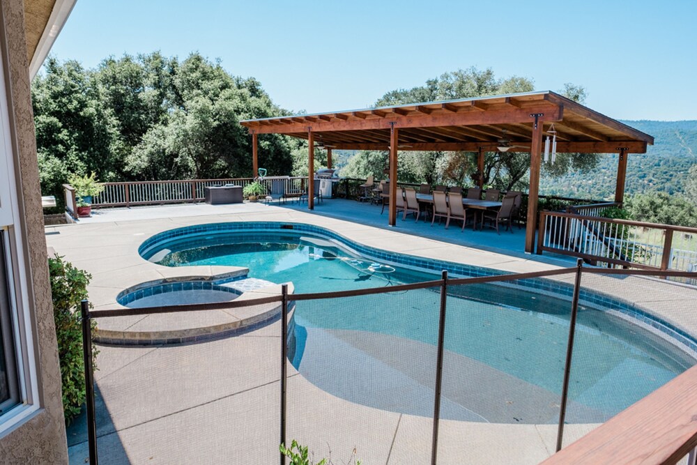 Oakhurst Dream - thumb 1