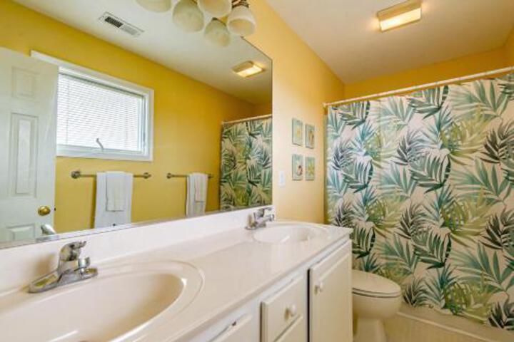 Walking On Sunshine - thumb 6