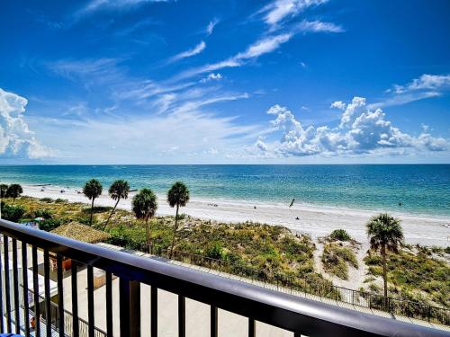 Ocean Sands 504 Beachfront Studio Condo - thumb 6