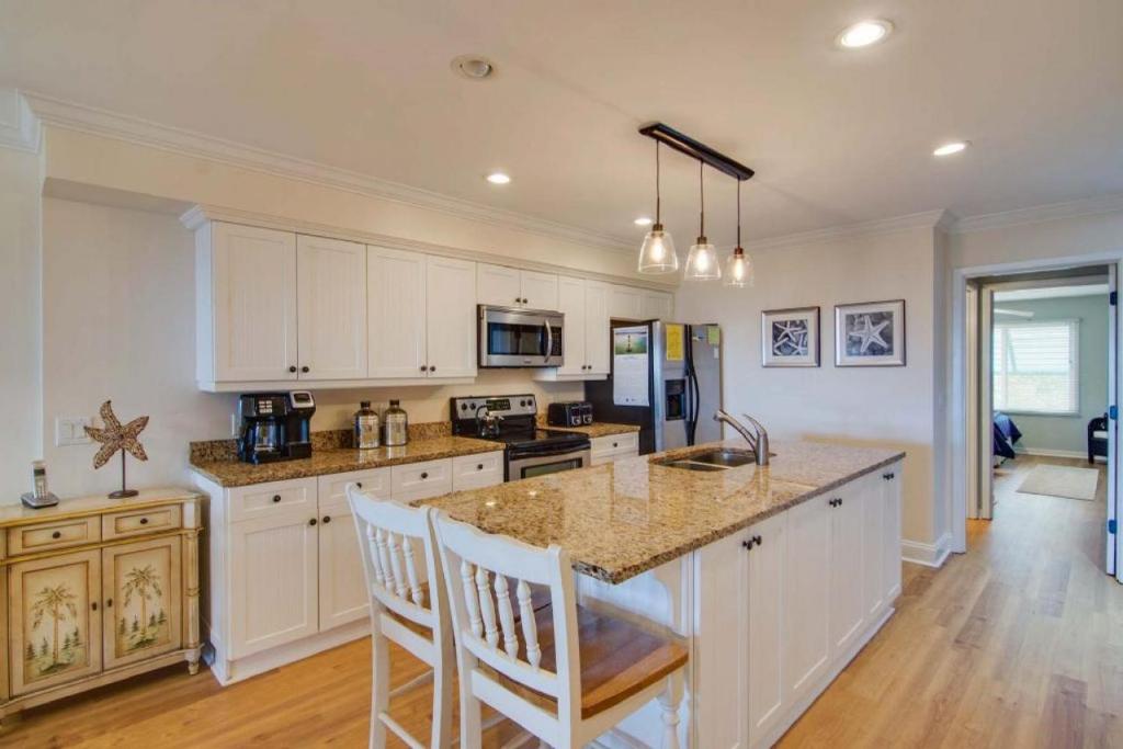 48 Beach Club Villa - thumb 3