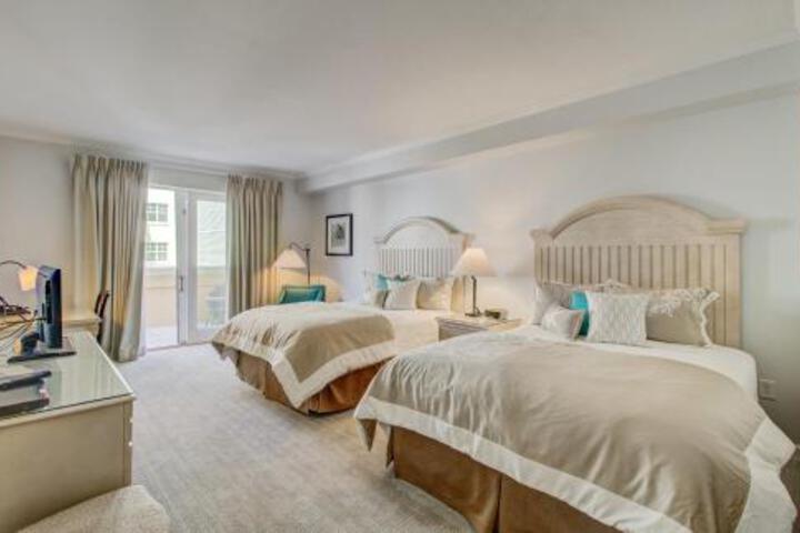 304 B The Village - thumb 2