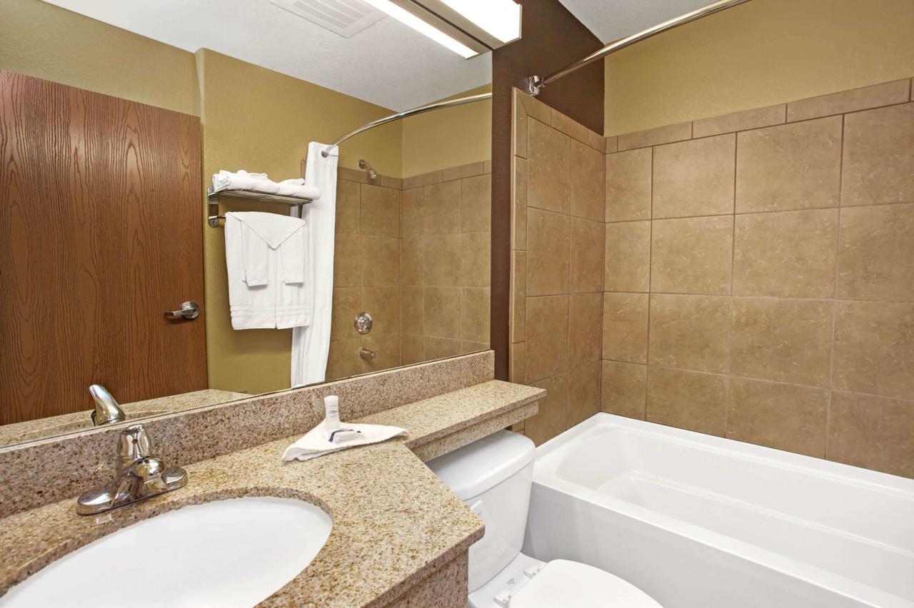 Microtel Inn & Suites - Cartersville - thumb 22