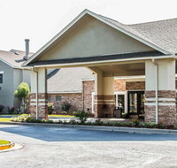 Clarion Inn  Suites Savannah Midtown - Accommodation Indiana