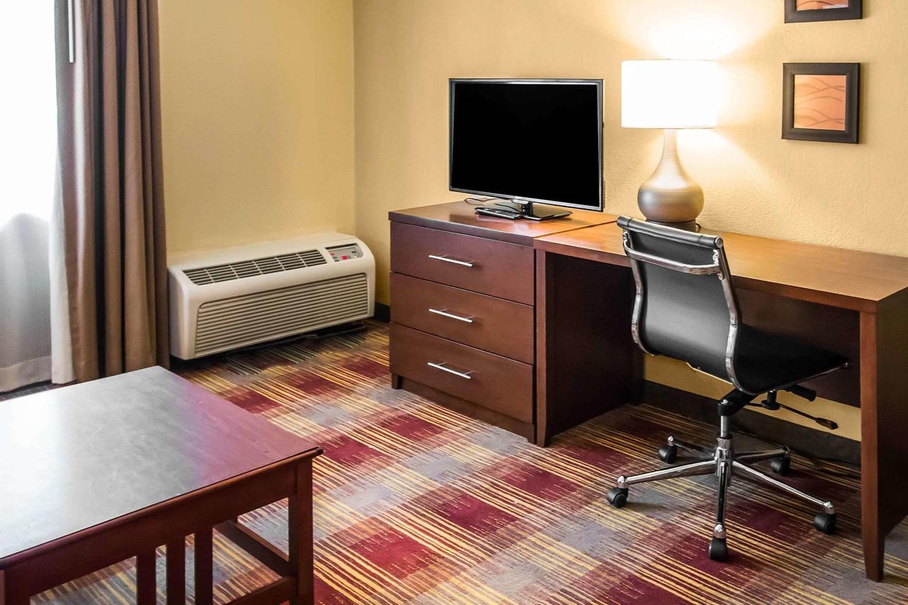 Clarion Inn & Suites Savannah Midtown - thumb 17