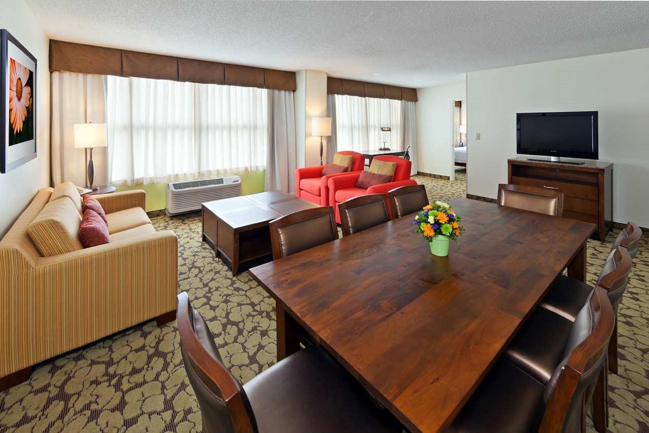 Hilton Garden Inn Atlanta Perimeter Center - thumb 20