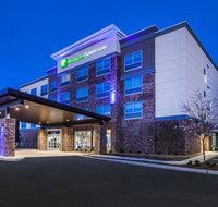 Holiday Inn Express  Suites Atlanta N - Woodstock - Accommodation Indiana