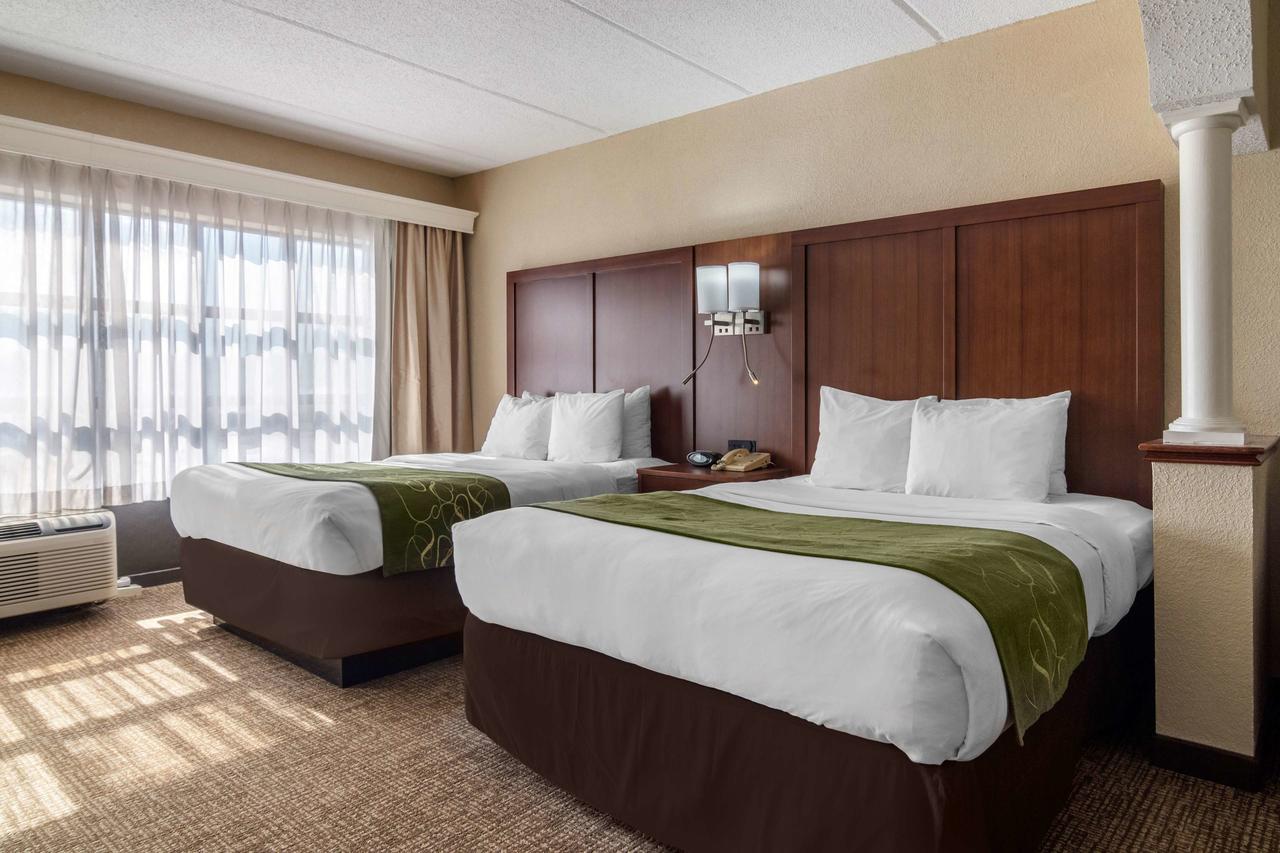 Comfort Suites Woodstock - thumb 24