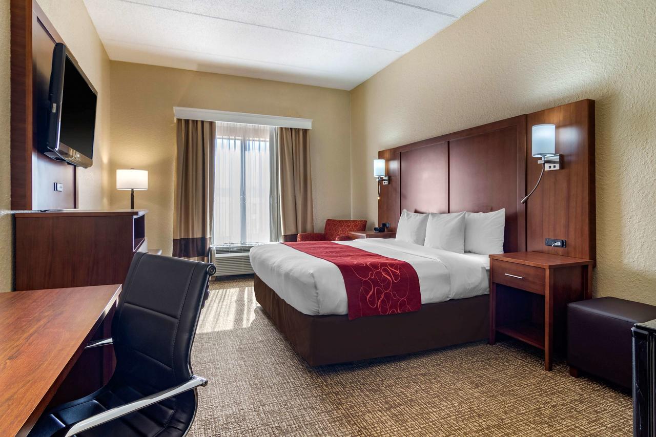 Comfort Suites Woodstock - thumb 2