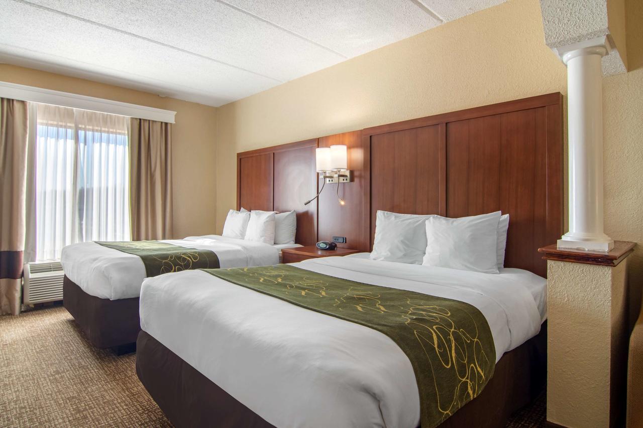 Comfort Suites Woodstock - thumb 23