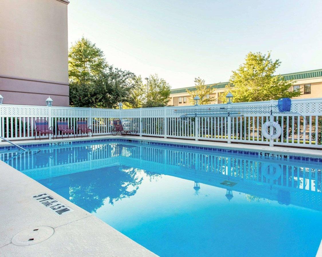 Comfort Suites Woodstock - thumb 25