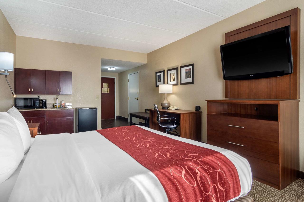 Comfort Suites Woodstock - thumb 6