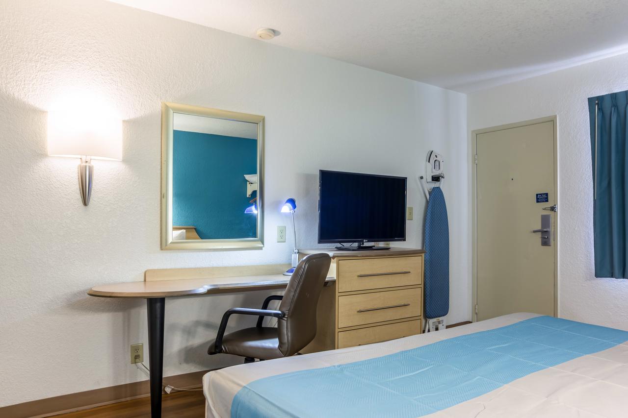 Motel 6 Atlanta Downtown - thumb 31