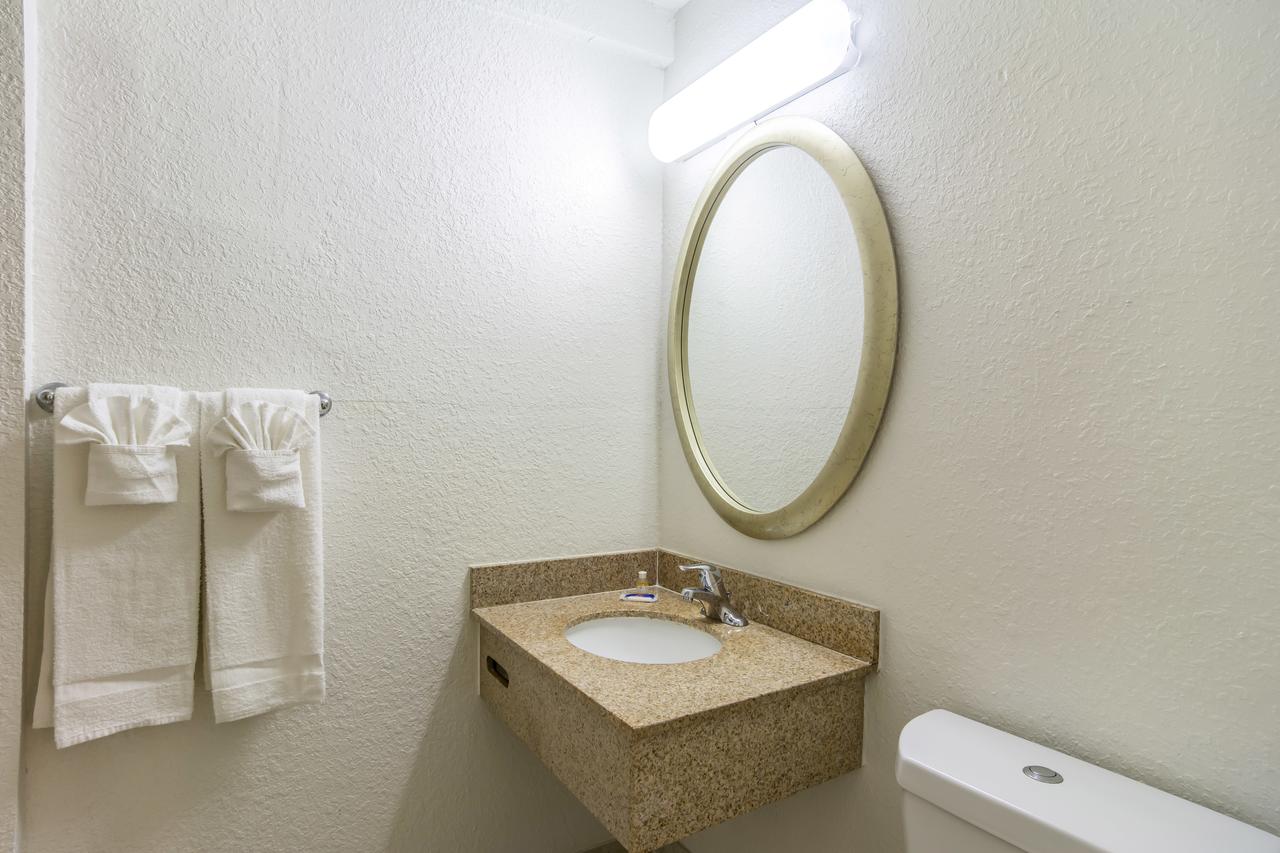 Motel 6 Atlanta Downtown - thumb 19