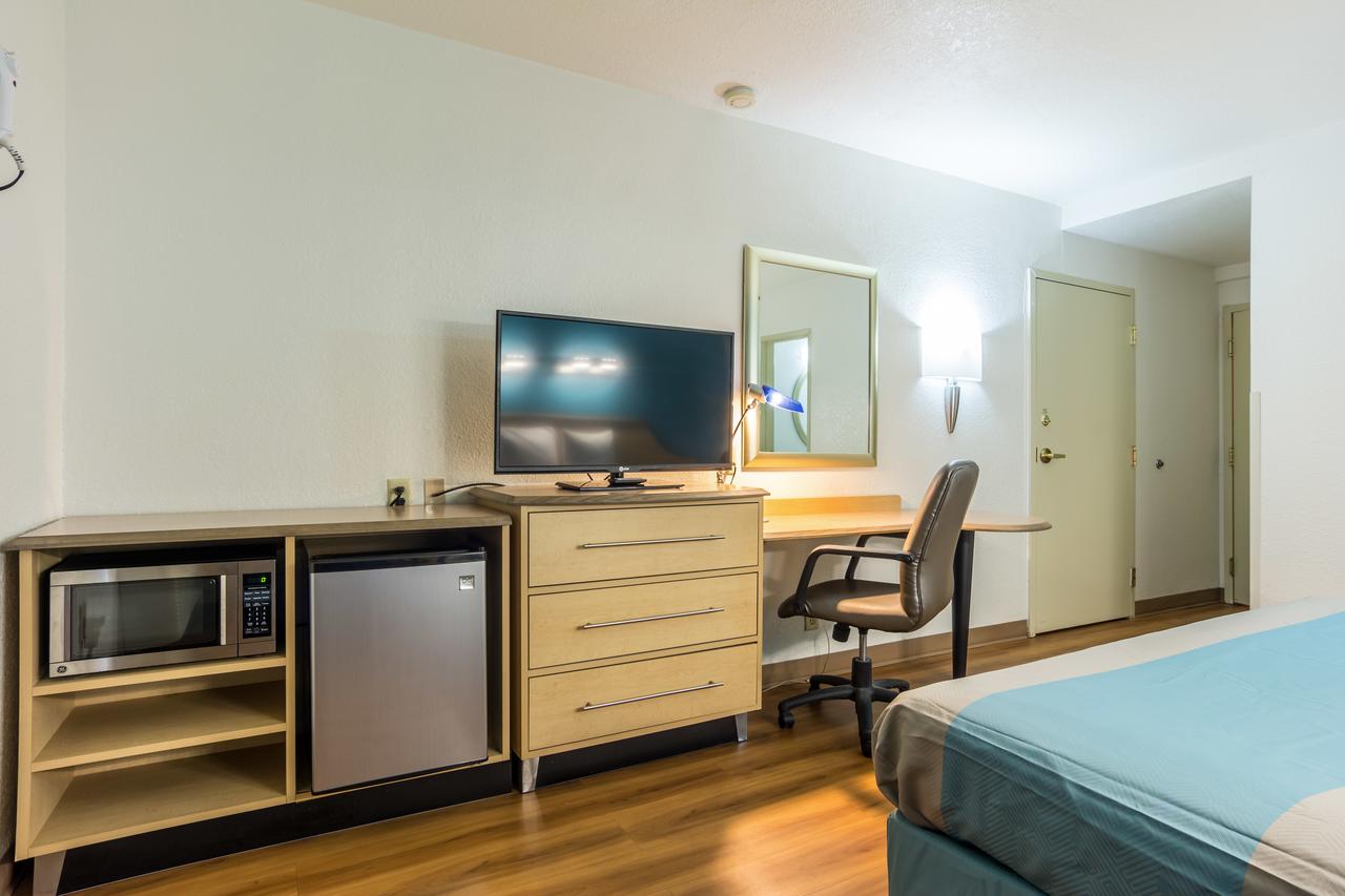 Motel 6 Atlanta Downtown - thumb 37