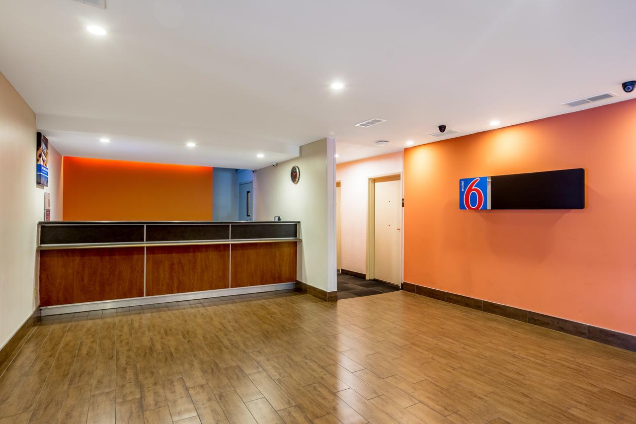 Motel 6 Atlanta Downtown - thumb 12